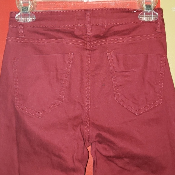 WOMEN DISTRESSED JEANS - Picture 3 of 3